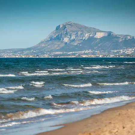 Balcones Al Mar By On Travel Oliva